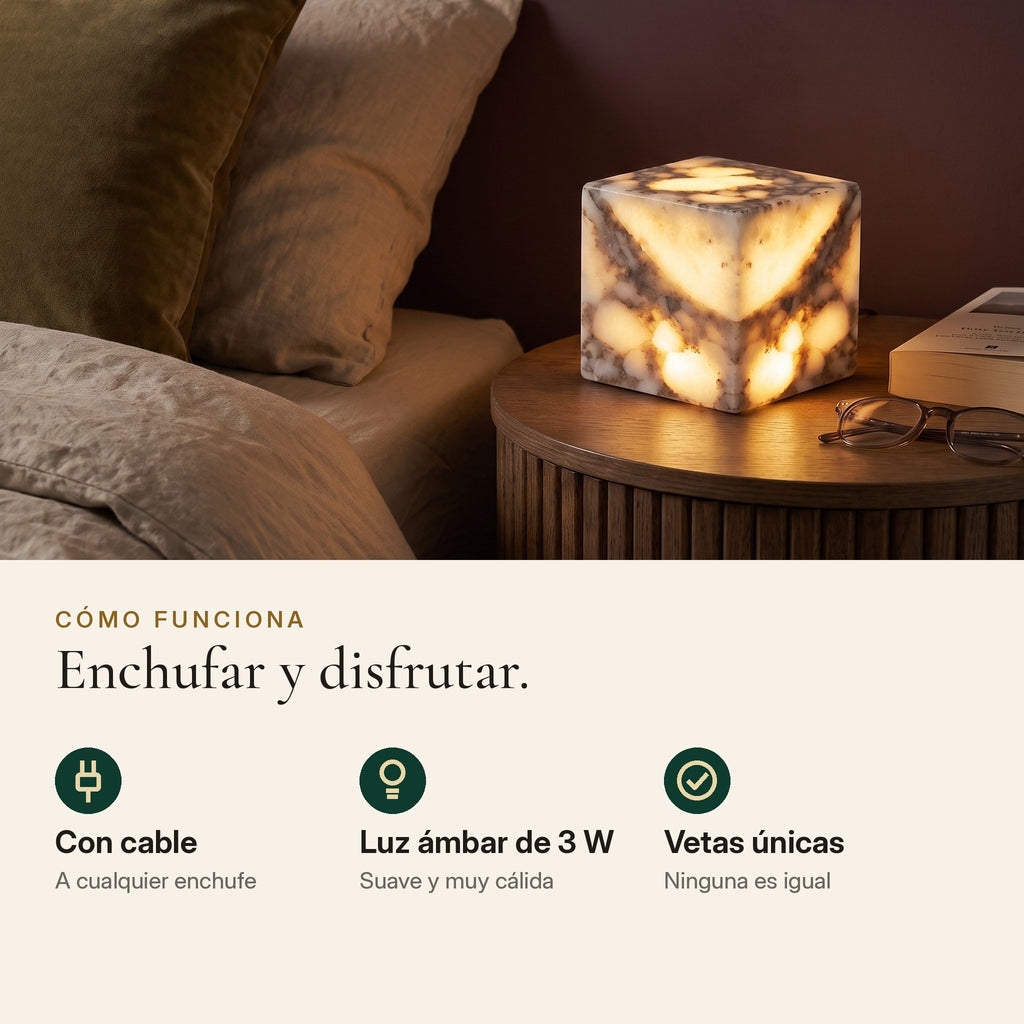 Cómo funciona Brasa: con cable, luz ámbar de 3 W y vetas únicas