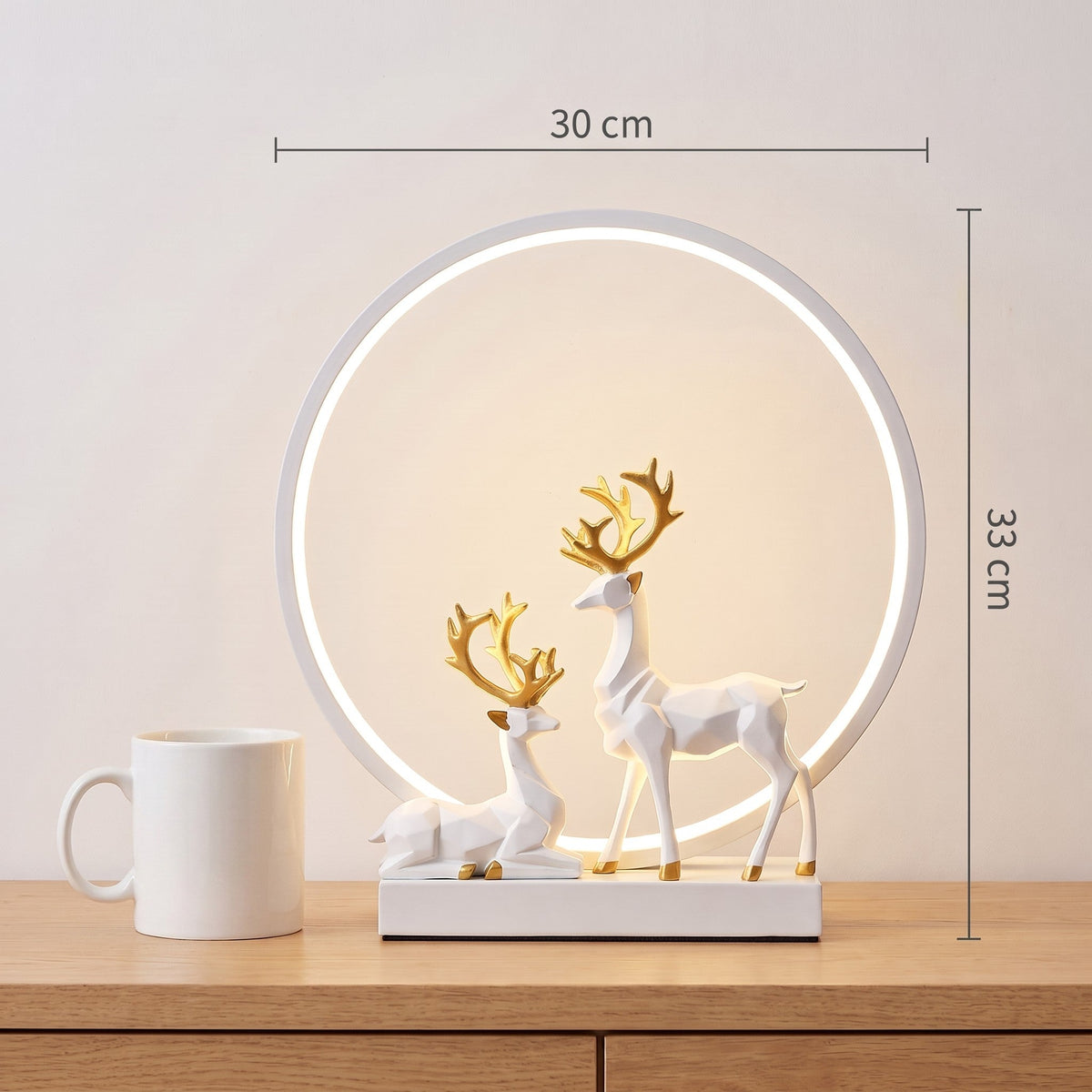 Medidas de Noel: 30 cm de ancho y 33 cm de alto